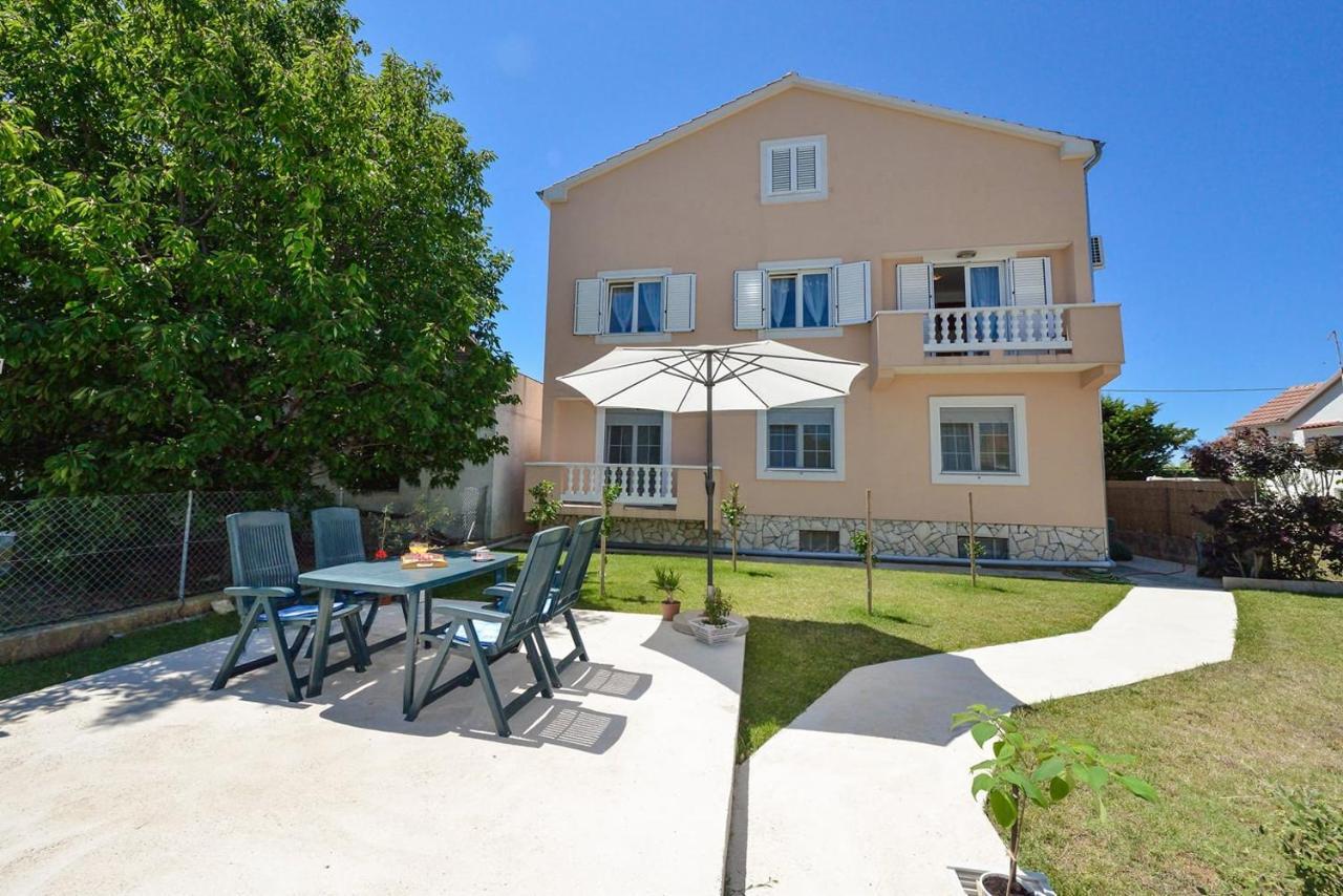 Sreca Apartment Near Beach With Bbq Bibinje Zewnętrze zdjęcie