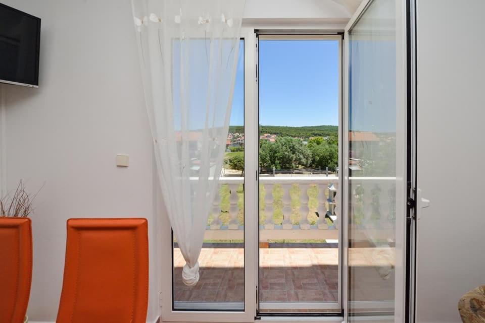 Sreca Apartment Near Beach With Bbq Bibinje Zewnętrze zdjęcie